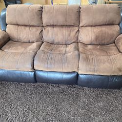 Couches And Carpet 
