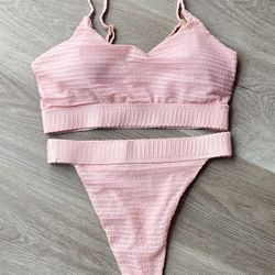 Women’s Pink Two Piece Knit Textured Crop Bikini Swimwear Straps Sz M NWOT