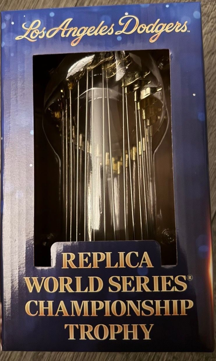 Replica Trophy