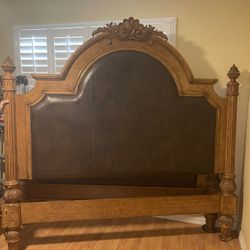 SOLID WOOD KING HEADBOARD & FOOTBOARD 