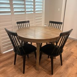 Extendable Dining Table Set