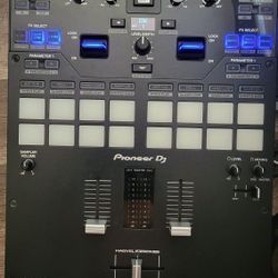PIONEER S7 MIXER 