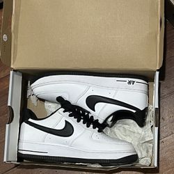 Nike Air Force One Size 8