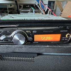 Pioneer DEH-8400BH CD/MP3 player dolphin