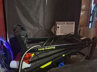 Treadmill with Bluetooth fairly new