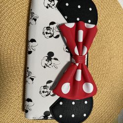Minnie Mouse Loungefly Wallet 