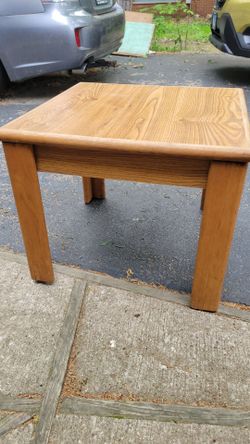 Square end table