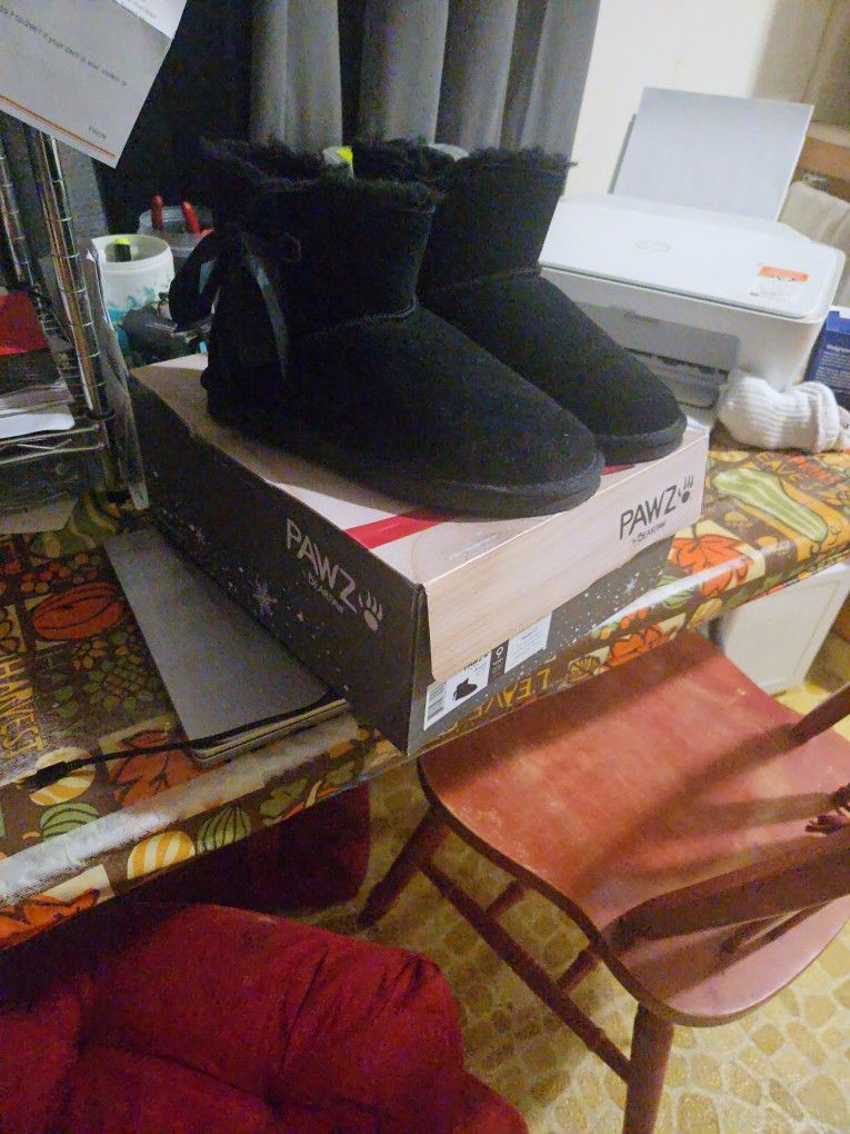 Bearpaw Ankle Boots