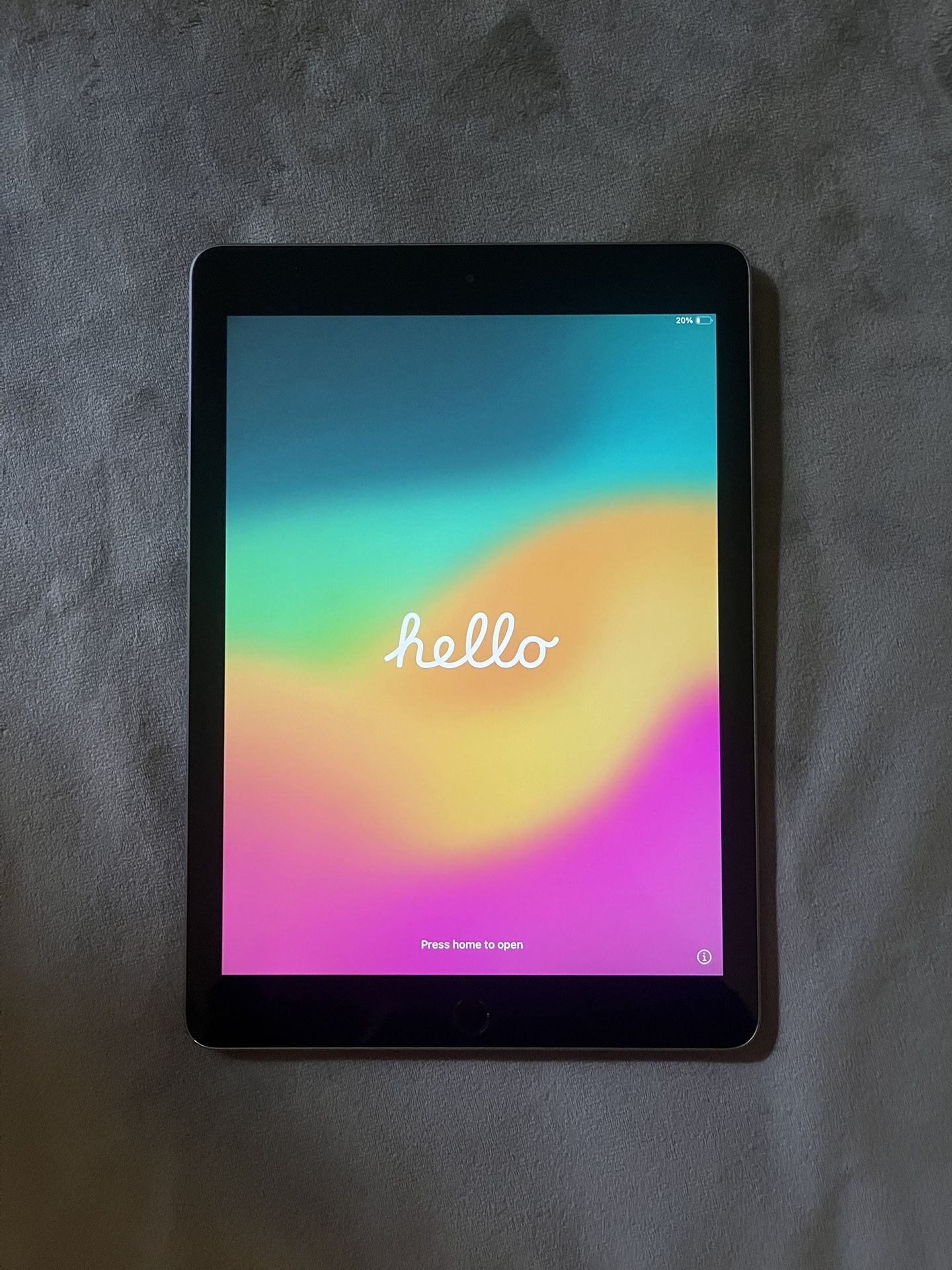 Apple iPad 6th Gen Space Gray 9.7in 32GB