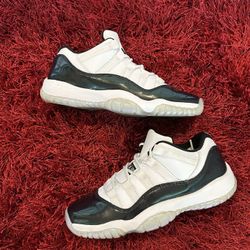 AJ 11 Retro “Iridescent” GS