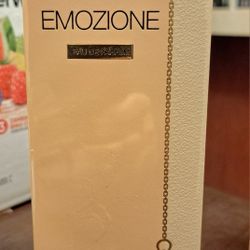 New In box Salvatore Ferragamo Emozion Eau De Parfum