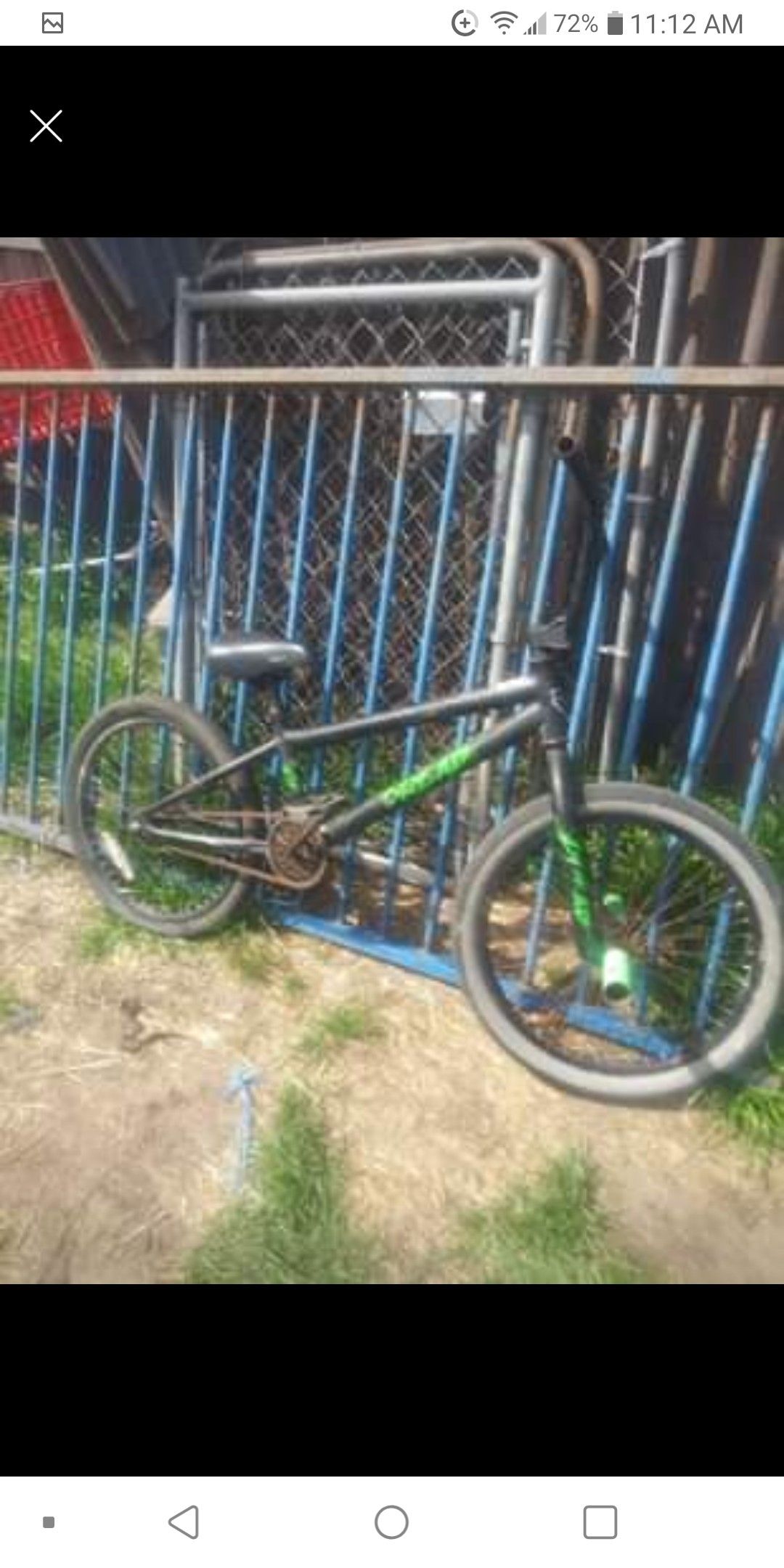 BIKE FOR SALE FOR 30 IT NEEDS A NEW INTER TUBE