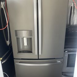 Refrigerator Works Great 👍 