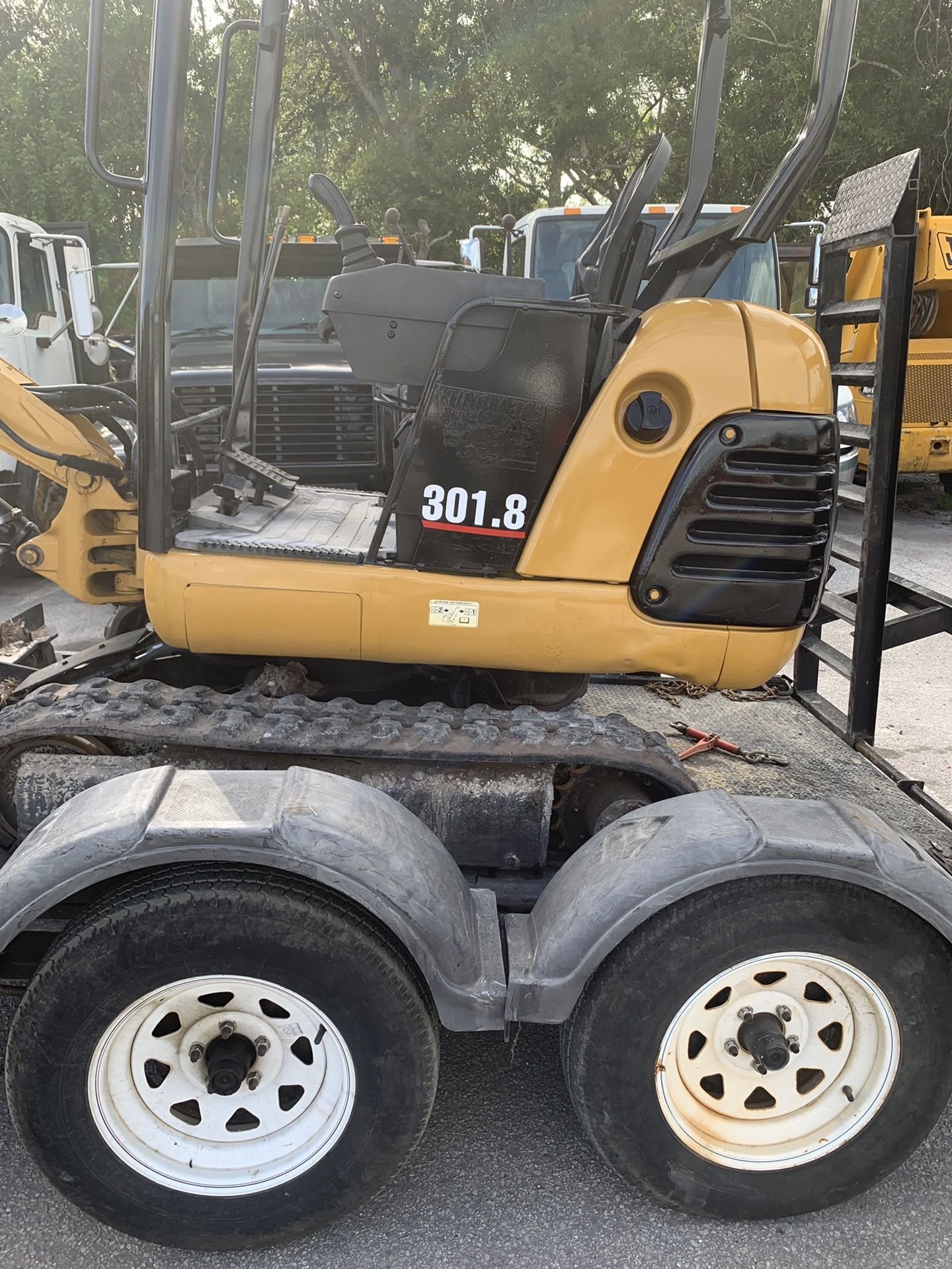 Mini scabadora with trailer 20,500