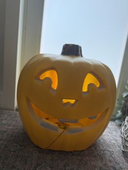 Large Lowe’s Pumpkin