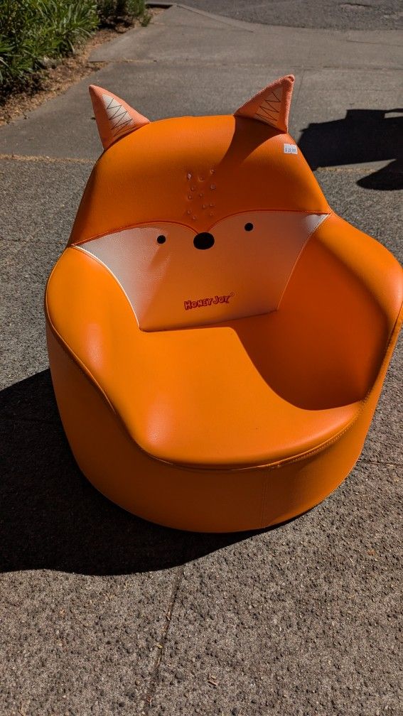 Honey Joy Fox Toddler Soft Chair