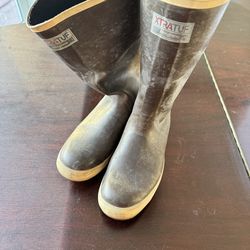 Extra Tuf Neapene Rubber Boots