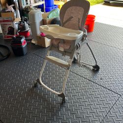High chair 