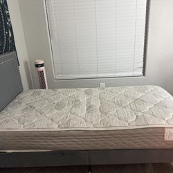 Twin Bed With Bed Frame 
