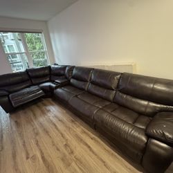 6 Piece Manual End Piece Reclining Leather Sectional