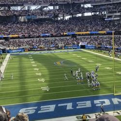 LOS ANGELES CHARGERS VS DENVER BRONCOS 