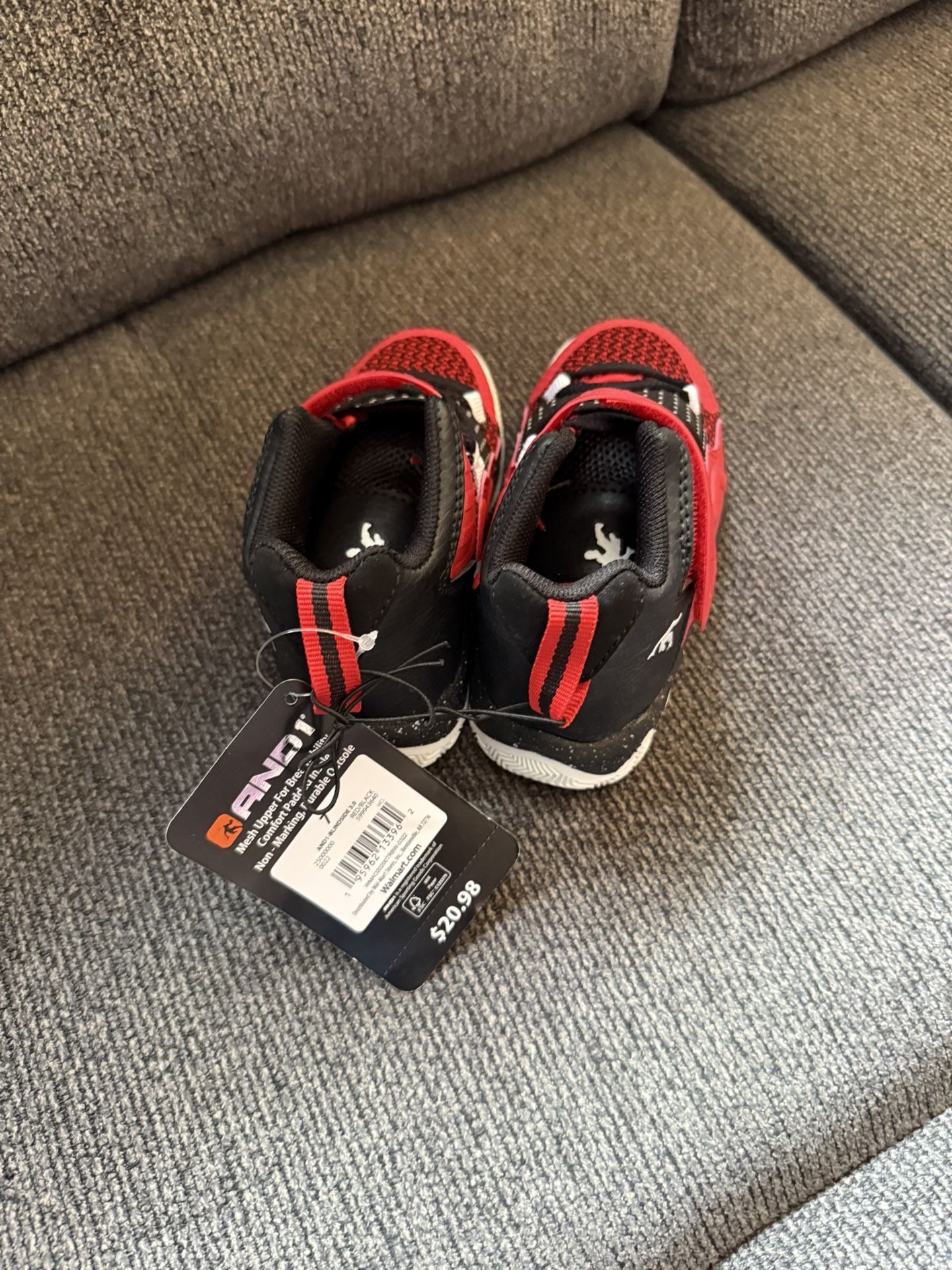 Toddler Shows Size 7