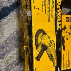 DeWalt 7” Medium Angle Grinder 