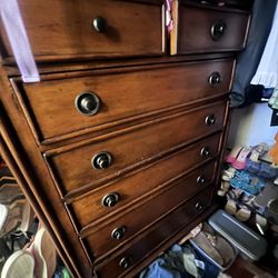 Dresser And Two Night Stands 250$