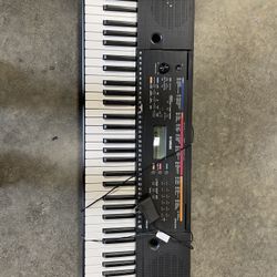Yamaha Keyboard 