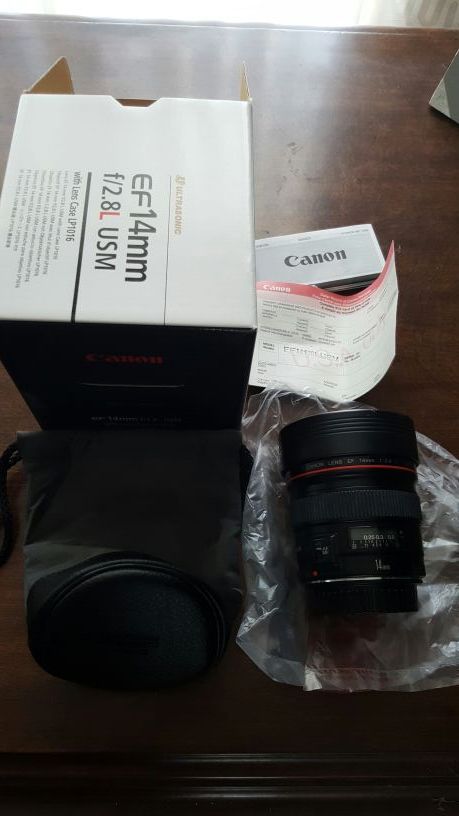 Canon EF 14mm L Ultrasonic wide angle lens