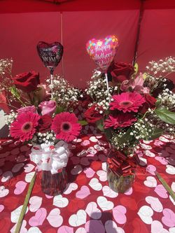 Mother’s Day Flower Arrangements