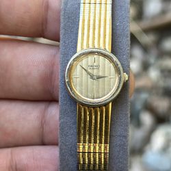 Vintage Gold Tone Seiko Women’s Watch 