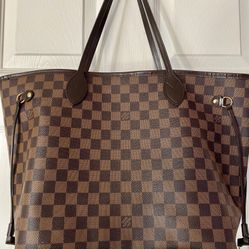Authentic Louis Vuitton LV Neverfull MM 
