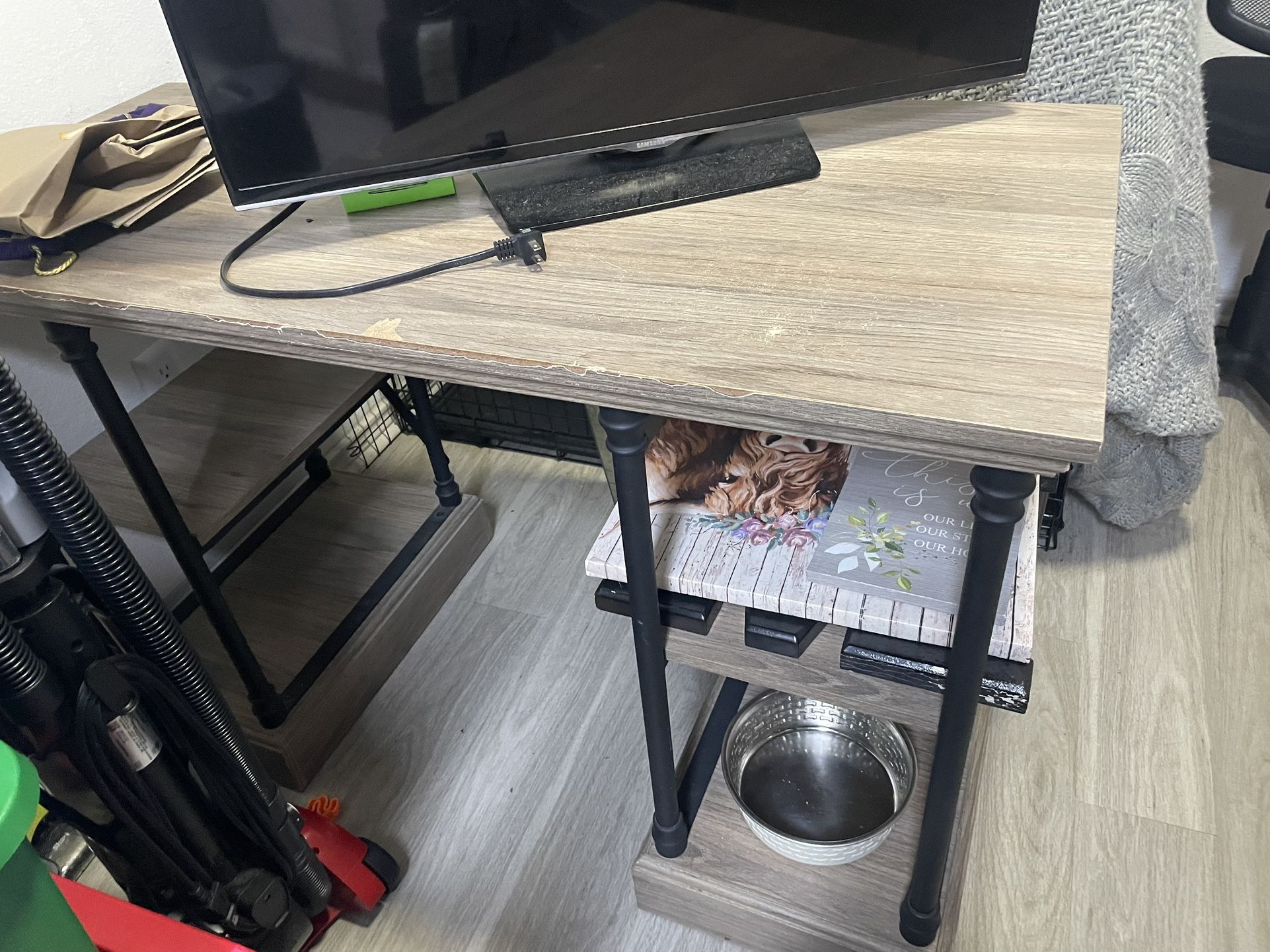 Wooden Table/desk
