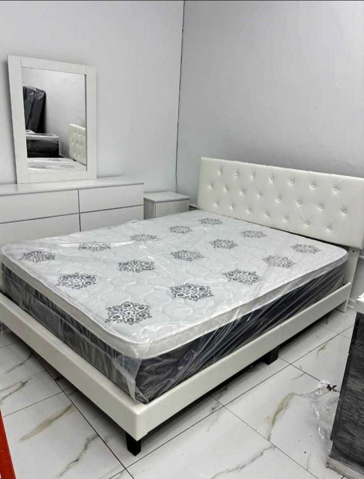 Bedroom Set ( Juego De Cuarto)💮Sold separately too💮Fast delivery