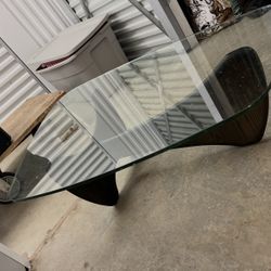 Excellent Quality Table  For Sale 