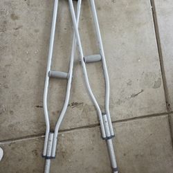 FREE Crutches 