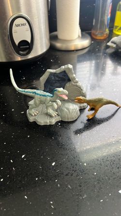 Jurassic World cake ๐ Topper