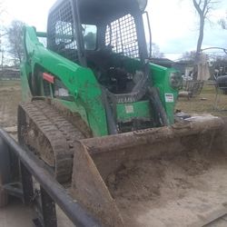 I DO TRACTOR WORK /YO AGO TRABAJOS CON EL TRACTOR