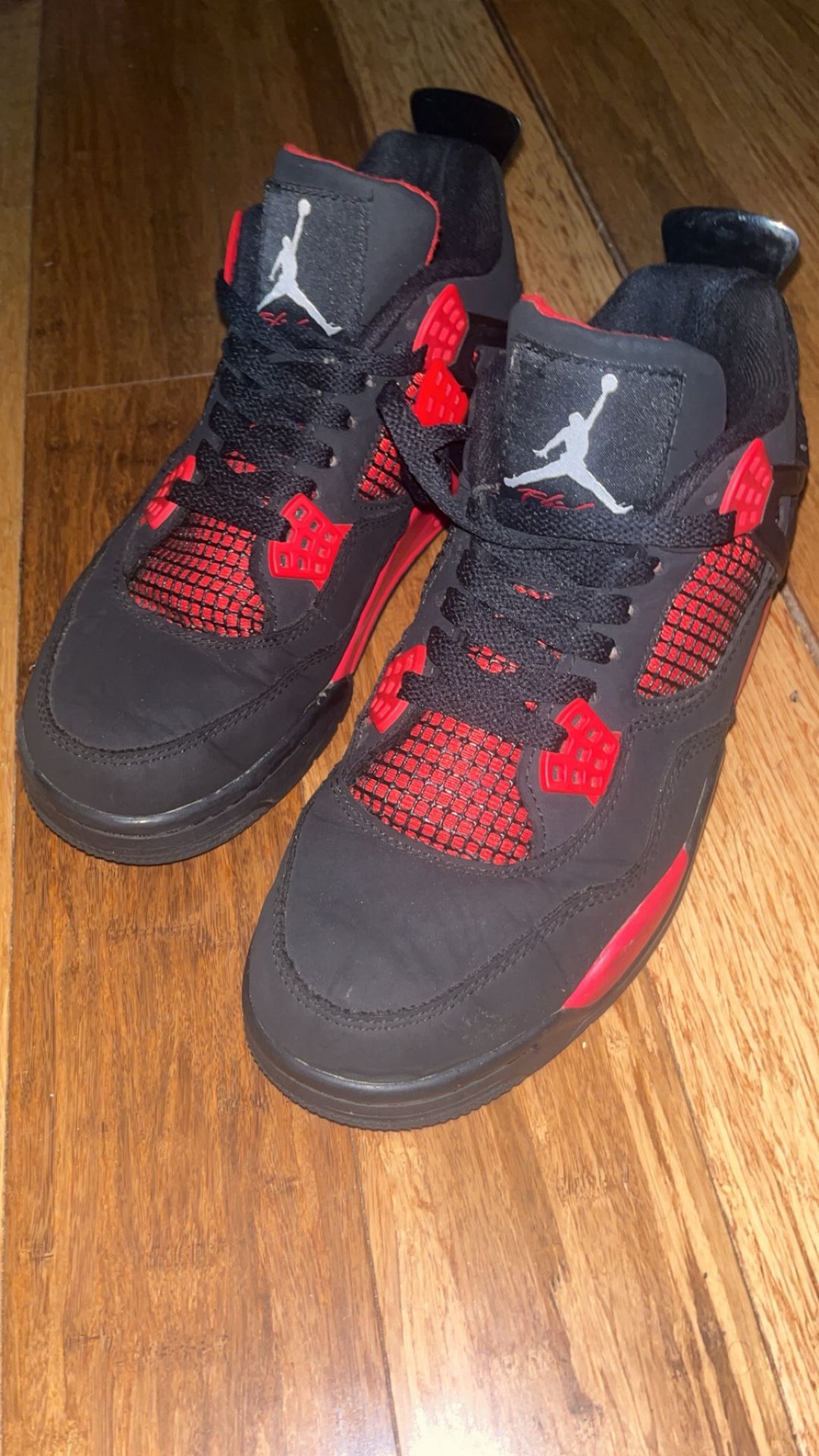 Jordan 4 Red Thunder Size 8