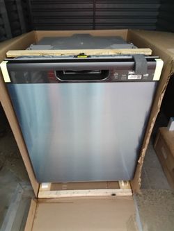 GE 24-in Front Control Built-in Dishwasher ( Stainless Steel ) With, Dry Boost