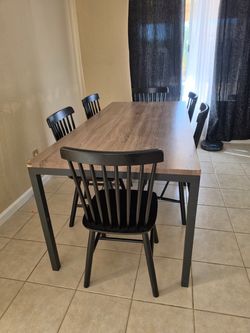 Dinning table
