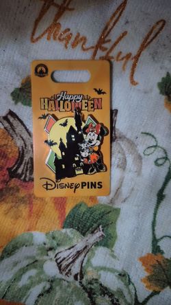 Disney Minnie Mouse Happy Halloween Enamel Pin 2026