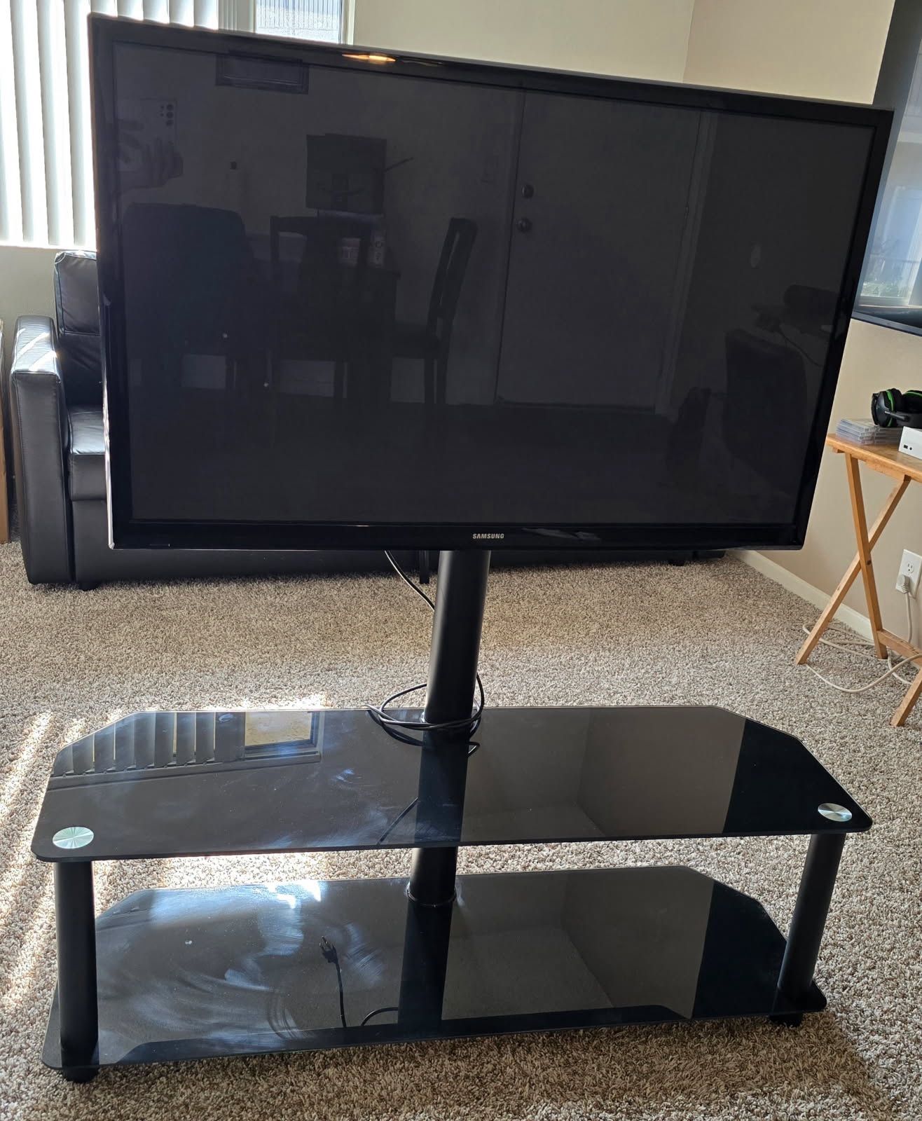 Samsung TV 46 Inches With TV Stand Mounted