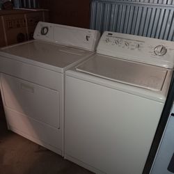 Kenmore washer and electric dryer set 