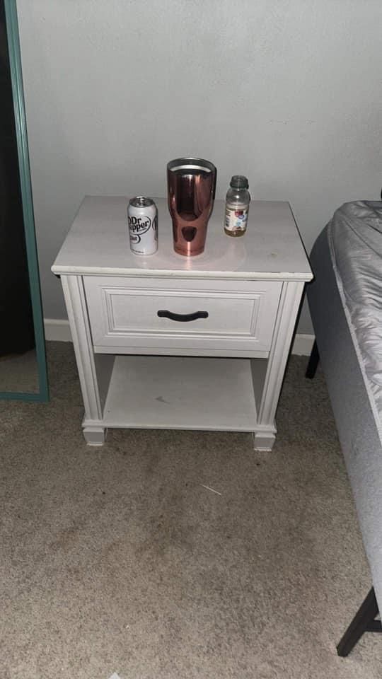 2 Night Stand / End Tables 