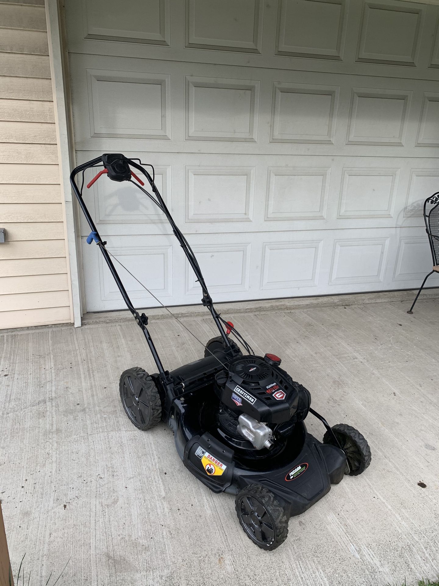 Craftsman platinum 7.25hp lawnmower for Sale in Chicago, IL OfferUp