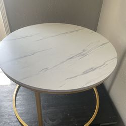 Lil Table