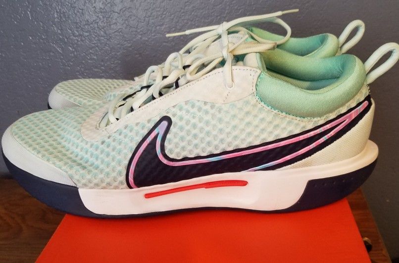 nike court zoom shoes. zapatos