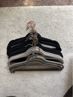 Pack of 30 velvet hangers